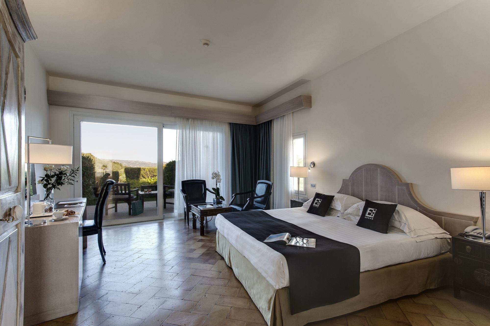 L'Ea Bianca Luxury Resort Baja Sardinia Exterior photo