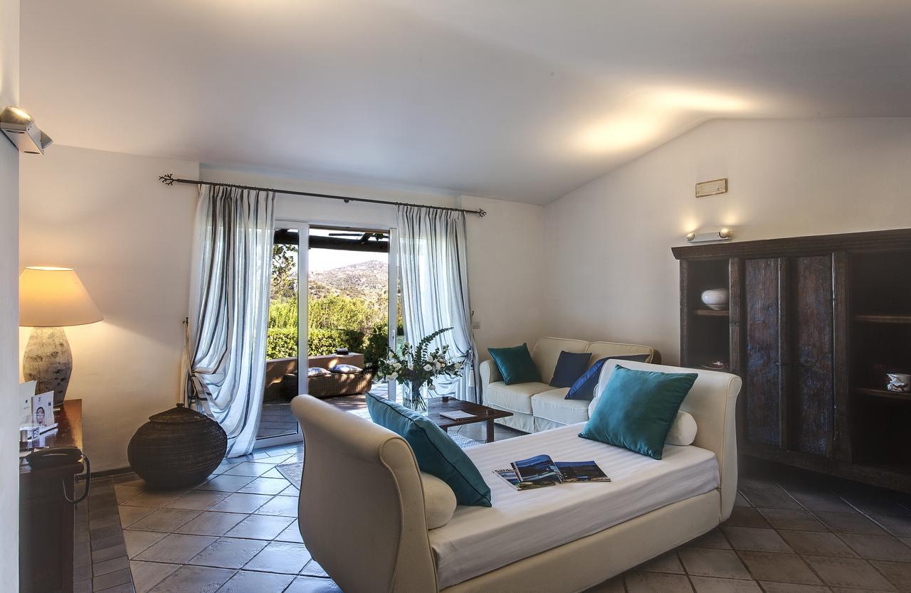 L'Ea Bianca Luxury Resort Baja Sardinia Exterior photo